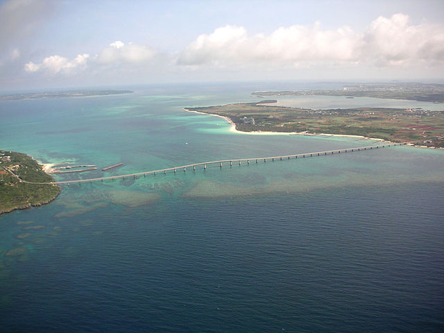 kurima-bridge-in-miyako-islands