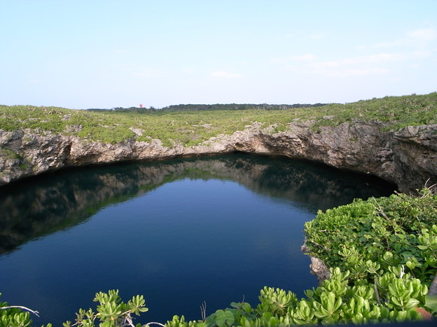 toori-ike-pond-in-miyako-islands