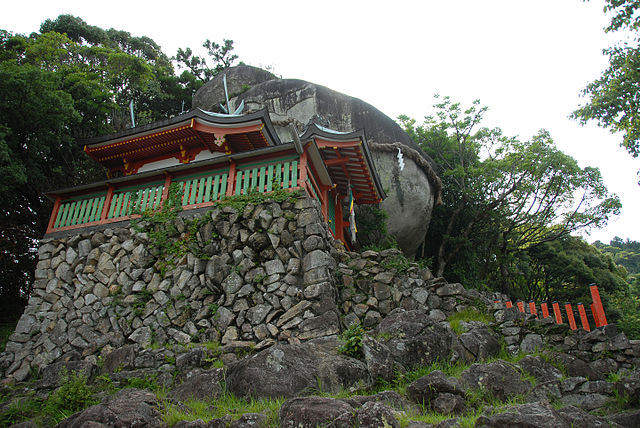 kamikura-jinja-shrine-in-kumano-kodo-pilgrimage-routes